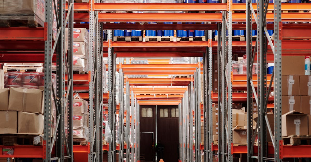 What to Consider When Selecting a Storage Facility